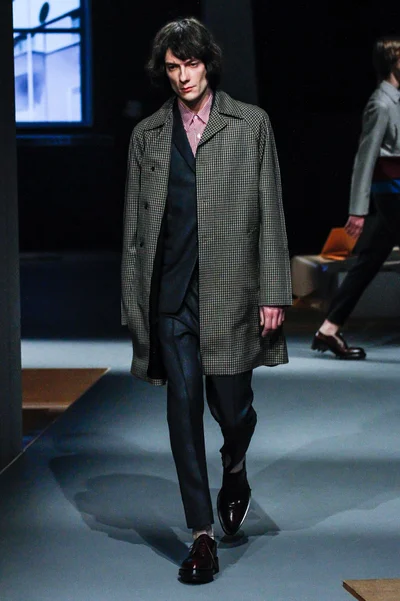 Look 11